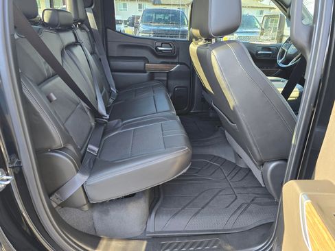 Used 2020 Chevrolet Silverado 1500 High Country w/ Technology Package AWD/4WD image 30