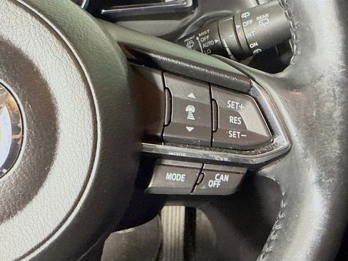 Used 2018 MAZDA MAZDA3 Grand Touring w/ Premium Equipment Package image 15