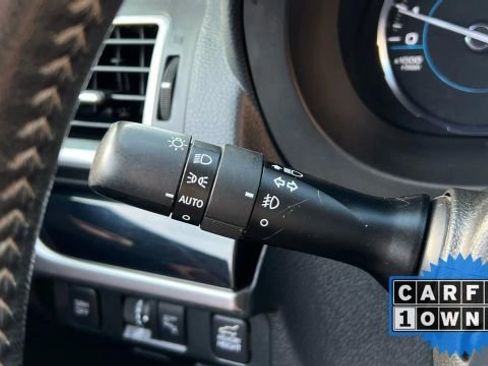 Used 2017 Subaru Forester 2.5i Touring image 32