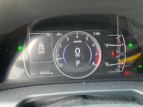 Used 2025 Lexus ES 350 w/ Premium Package FWD image 2