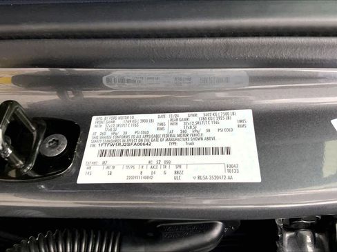 Used 2025 Ford F150 Raptor w/ Equipment Group 803A Raptor R AWD/4WD image 34