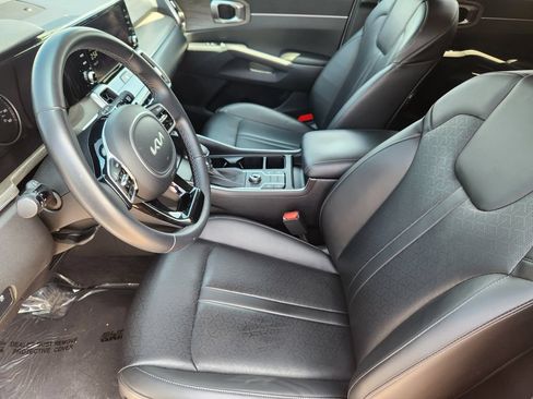 Used 2023 Kia Sorento S AWD/4WD image 7