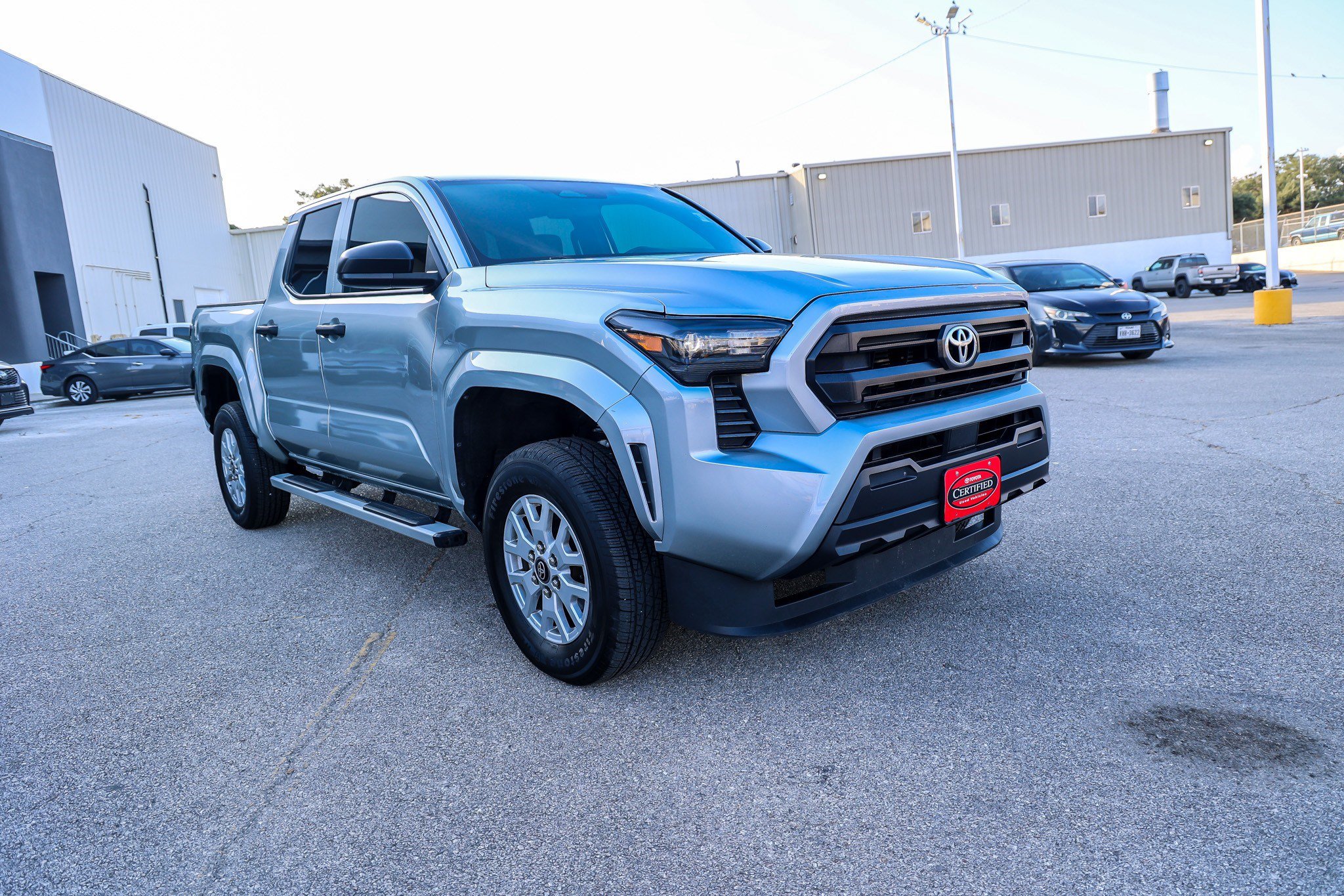 Certified 2025 Toyota Tacoma SR AWD/4WD image 5