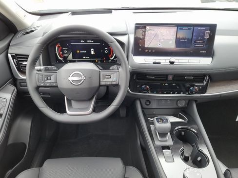 New 2026 Nissan Rogue Platinum w/ Platinum Premium Package image 11