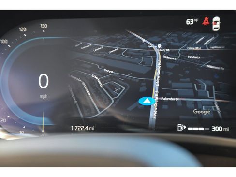 Certified 2025 Volvo XC40 B5 Core w/ Protection Package Premier image 18