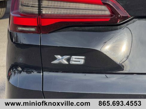 Used 2022 BMW X5 xDrive40i w/ Premium Package image 34
