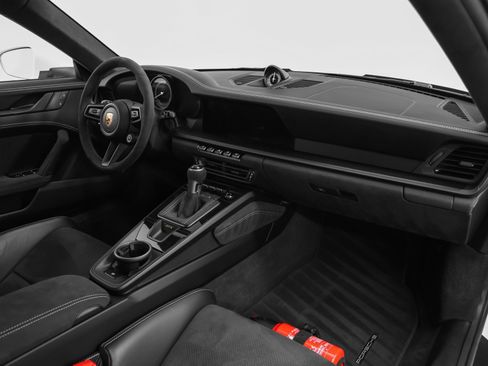 Used 2022 Porsche 911 GT3 image 34