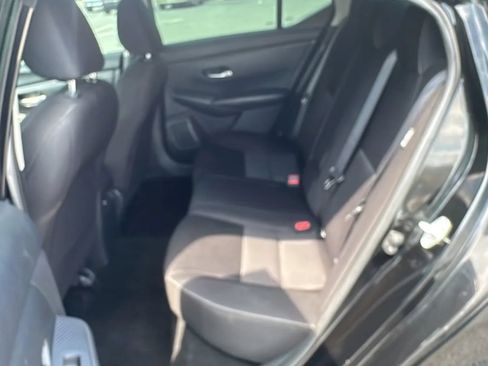 Used 2022 Nissan Sentra SV FWD image 8