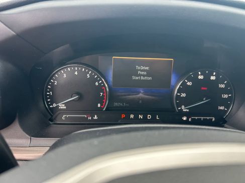 Used 2022 Ford Explorer Limited image 13