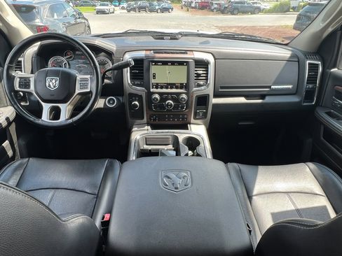 Used 2018 RAM 2500 Laramie image 29