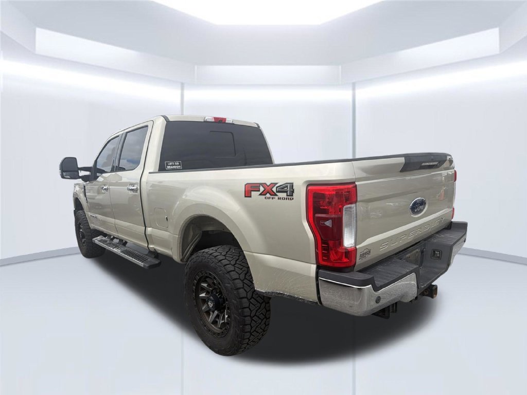 Used 2017 Ford F250 Lariat w/ Lariat Ultimate Package AWD/4WD image 5
