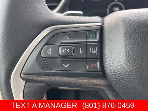 Used 2024 Jeep Grand Cherokee Limited AWD/4WD image 28