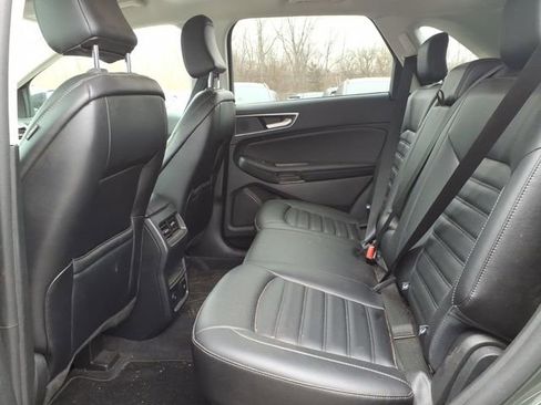 Used 2023 Ford Edge SEL w/ Convenience Package image 9