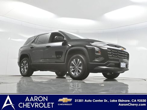 New 2026 Chevrolet Equinox LT w/ Convenience Package II image 2