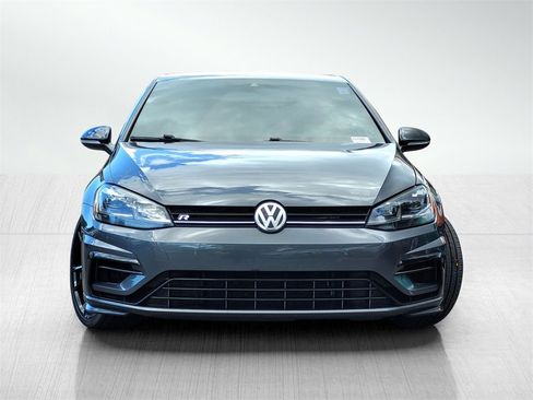 Used 2019 Volkswagen Golf R 4-Door image 2