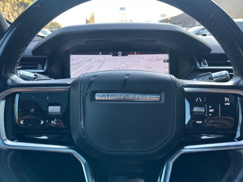 Used 2021 Land Rover Range Rover Velar R-Dynamic S image 18