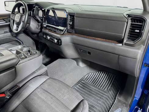 Used 2024 GMC Sierra 1500 Elevation image 27
