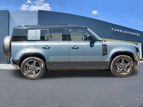 Certified 2023 Land Rover Defender 110 X-Dynamic SE AWD/4WD image 8