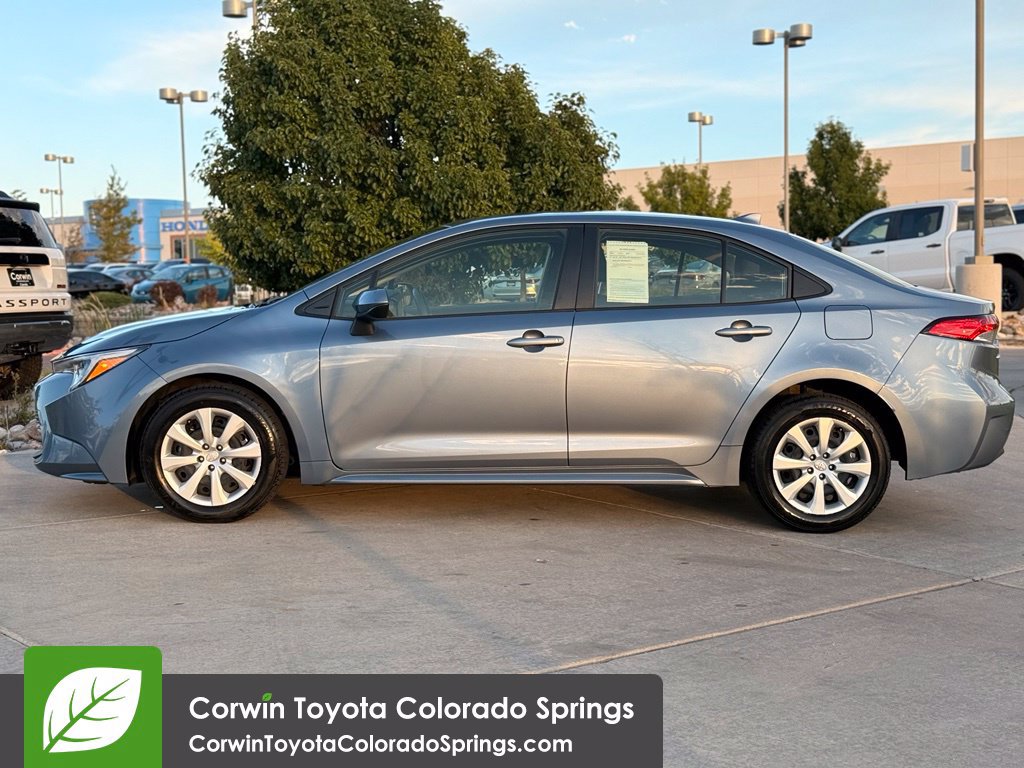 Used 2026 Toyota Corolla LE FWD image 4