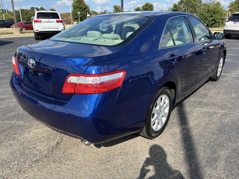 Used 2009 Toyota Camry FWD image 3