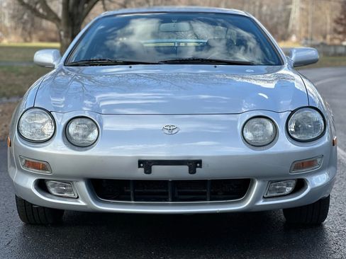 Used 1999 Toyota Celica GT image 2