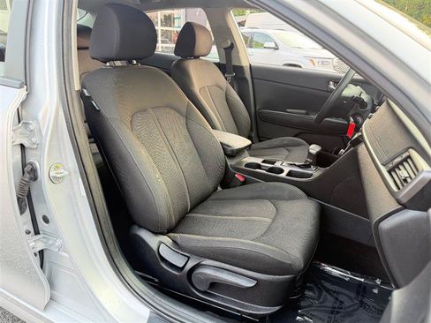 Used 2016 Kia Optima LX FWD image 14