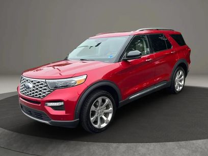 Used 2020 Ford Explorer Platinum w/ Premium Technology Package