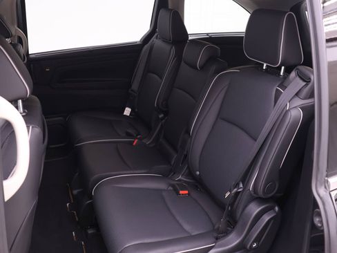 Certified 2026 Honda Odyssey Elite image 10