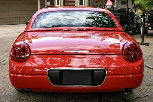 Used 2002 Ford Thunderbird RWD image 7