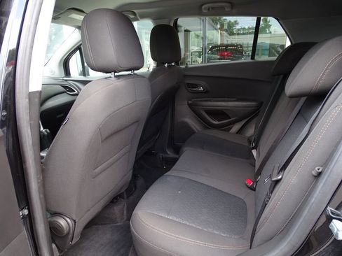 Used 2020 Chevrolet Trax LS w/ Tint and Cruise Package image 17