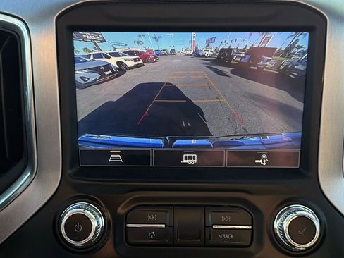 Used 2021 GMC Sierra 1500 SLT w/ SLT Premium Package image 31