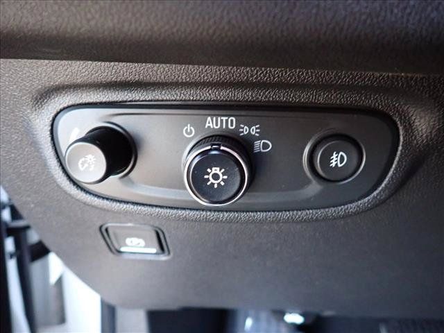 Used 2023 GMC Terrain AT4 AWD/4WD image 17