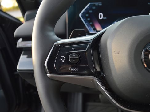 Used 2025 BMW 530i 530i w/ Premium Package image 15