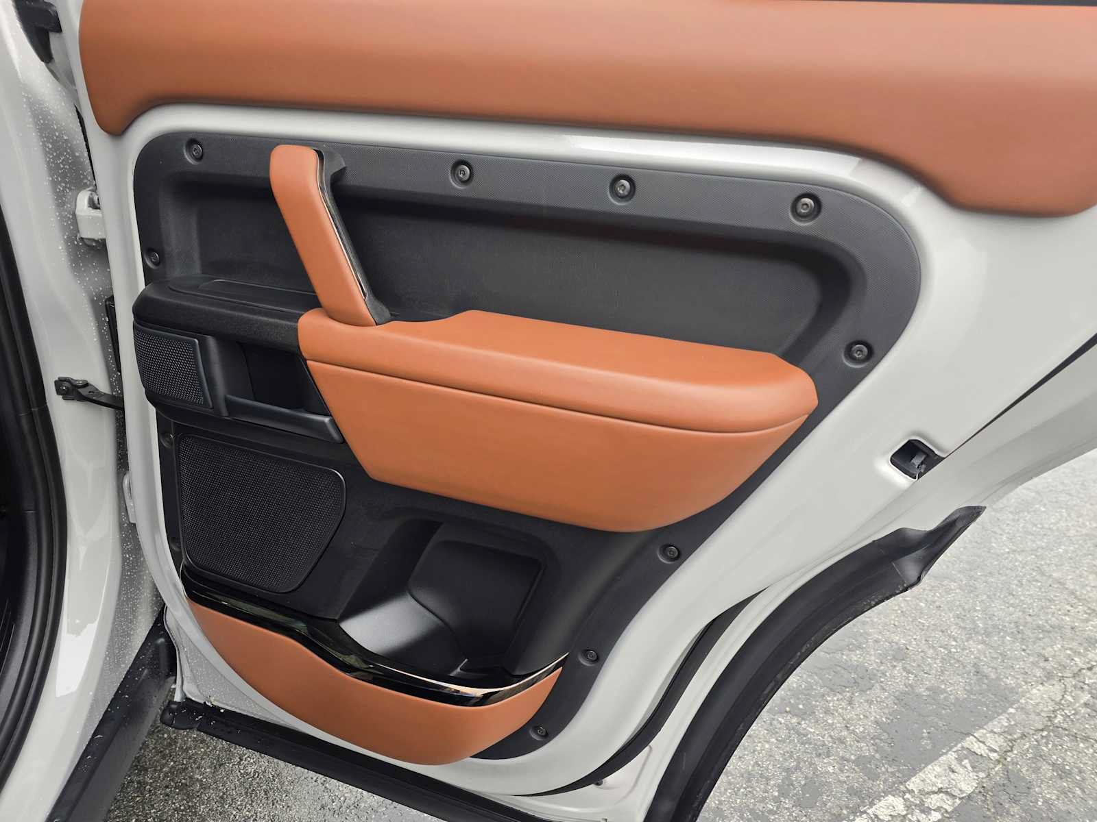 New 2026 Land Rover Defender 110 OCTA AWD/4WD image 13
