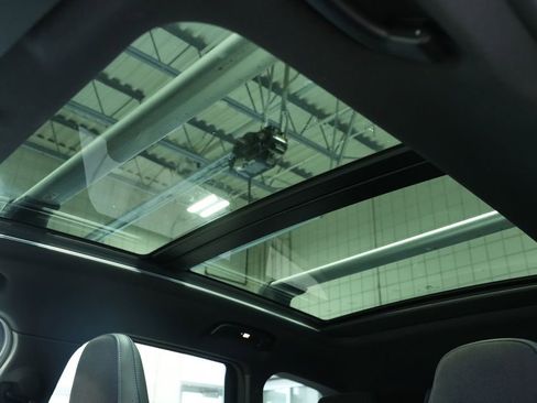 Used 2025 BMW X1 M35i w/ Premium Package image 20