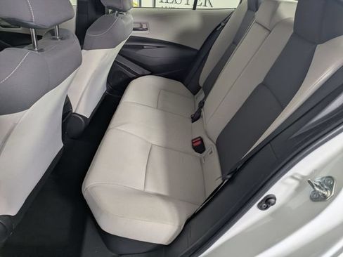 Used 2022 Toyota Corolla LE FWD image 24