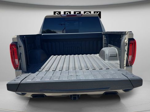 Used 2022 GMC Sierra 1500 AT4 w/ AT4 Preferred Package AWD/4WD image 12