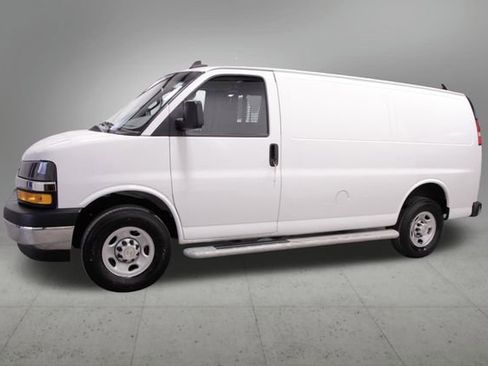 Used 2024 Chevrolet Express 2500 w/ Driver Convenience Package image 2