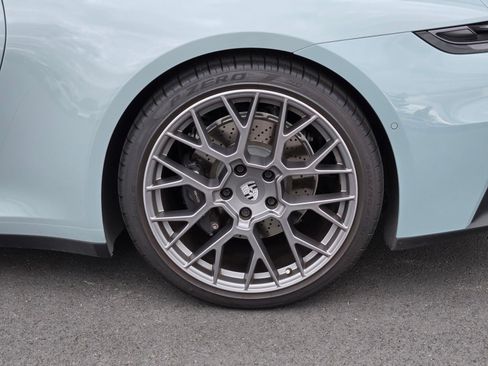 Certified 2025 Porsche 911 Carrera RWD image 11