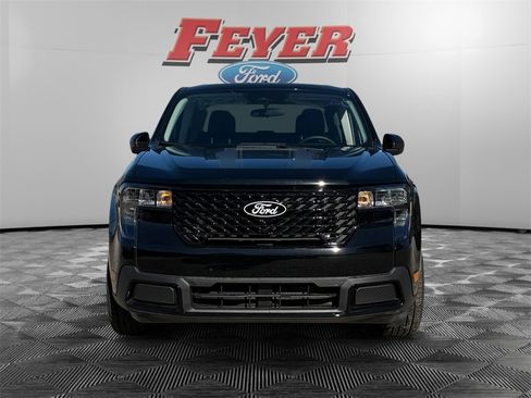 New 2025 Ford Maverick XLT w/ XLT Luxury Package image 8