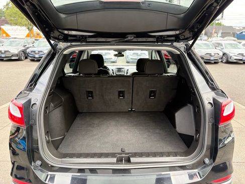 Used 2021 Chevrolet Equinox LT FWD image 29