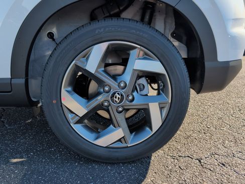 New 2026 Hyundai Venue SEL image 22