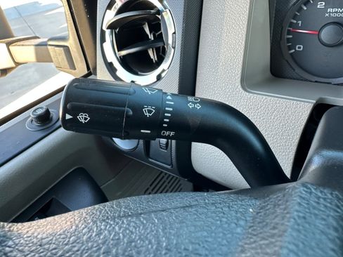 Used 2010 Ford F450 XLT image 19