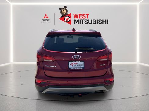 Used 2017 Hyundai Santa Fe Sport image 5
