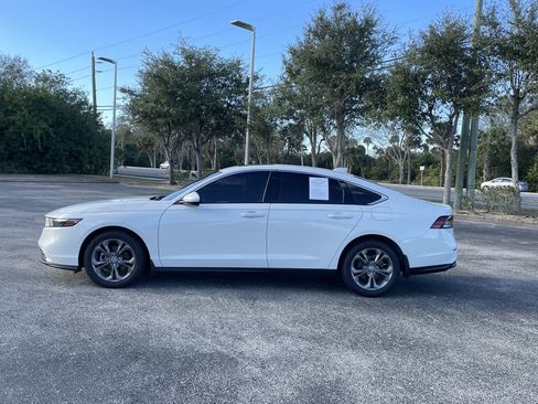 Used 2024 Honda Accord EX image 9