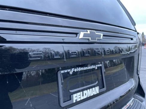 Used 2024 Chevrolet Suburban RST w/ Luxury Package image 33
