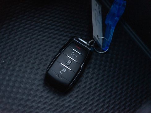 Used 2022 RAM 1500 Big Horn image 26