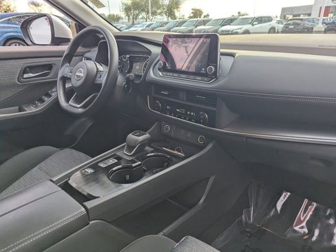 Certified 2023 Nissan Rogue SV image 13