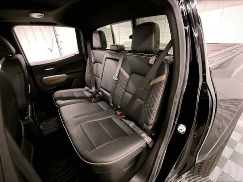 Used 2024 GMC Canyon Denali AWD/4WD image 25