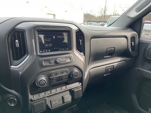 Used 2022 Chevrolet Silverado 1500 Custom image 22
